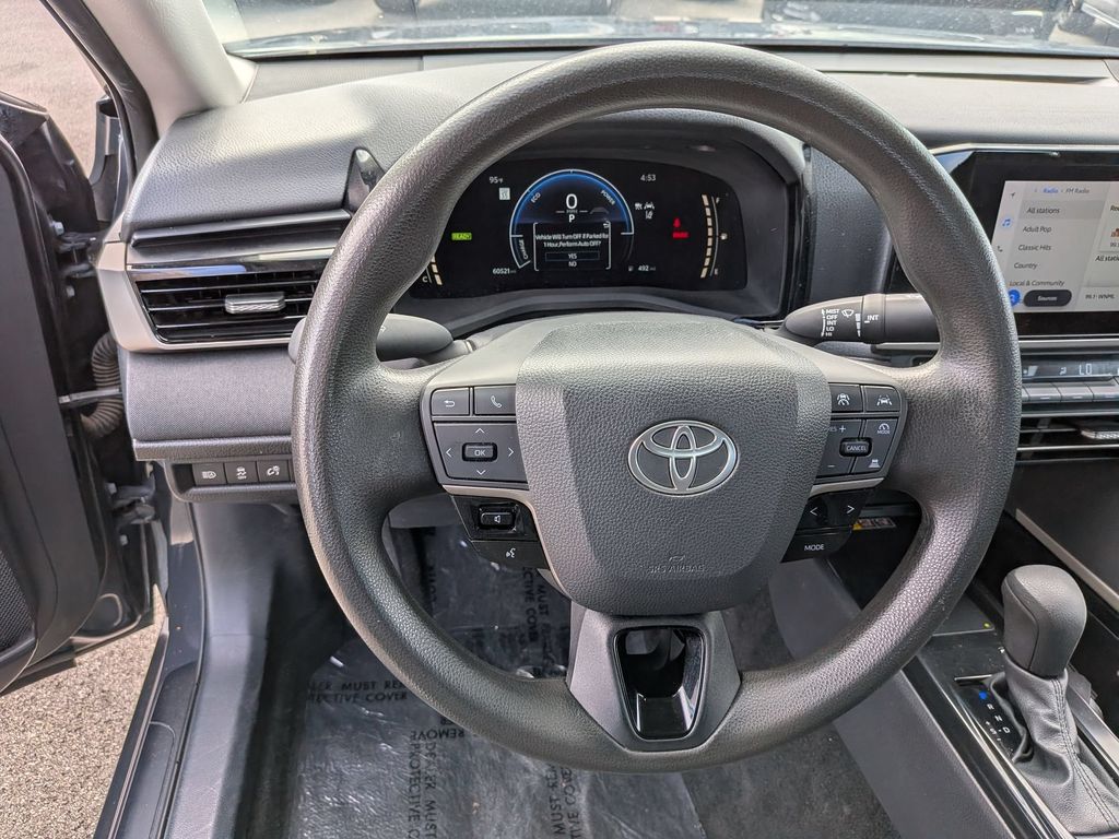 Thumbnail: 2025 Toyota Camry - 18