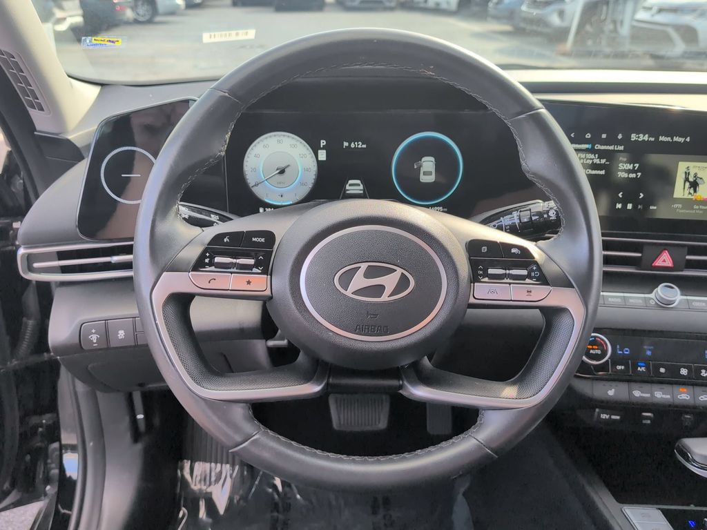 Thumbnail: 2025 Hyundai Elantra - 23