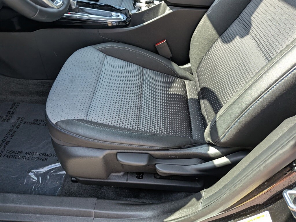 Thumbnail: 2025 Chevrolet Trax - 14