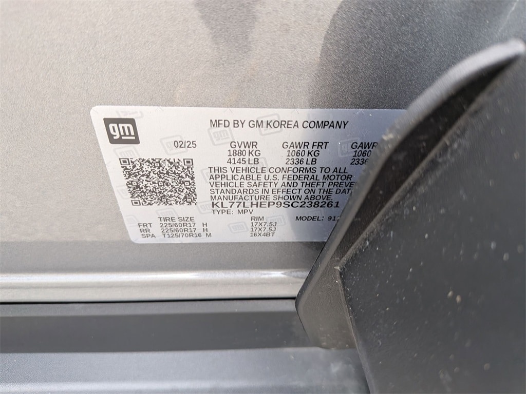 Thumbnail: 2025 Chevrolet Trax - 33