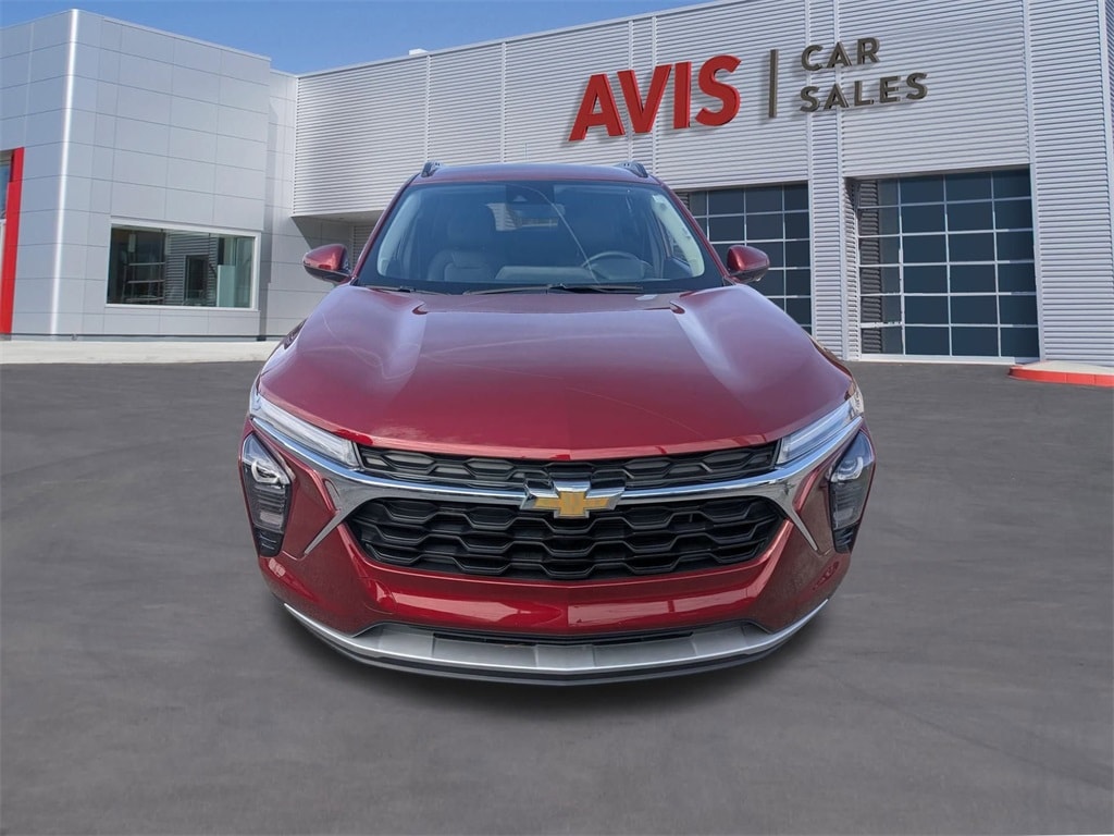 Certified 2025 Chevrolet Trax LT SUV