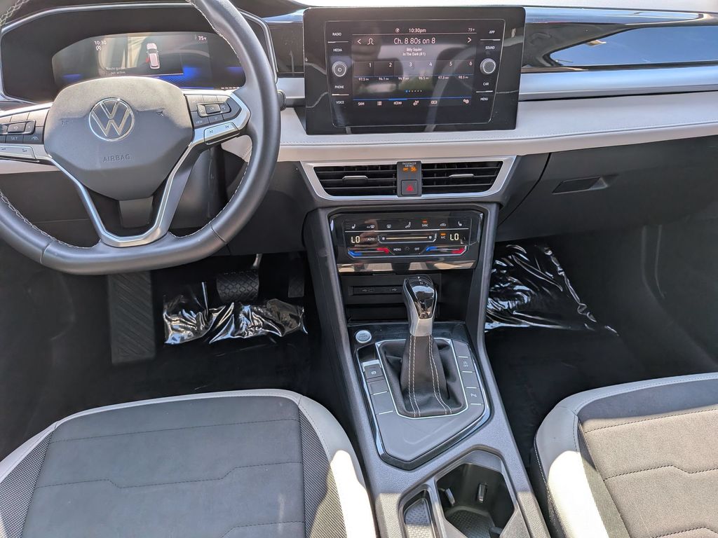 Thumbnail: 2025 Volkswagen Taos - 25