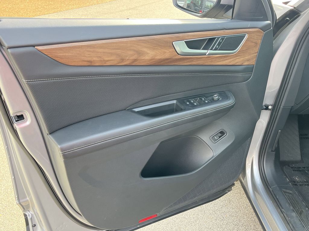 Thumbnail: 2025 Volkswagen Atlas - 11