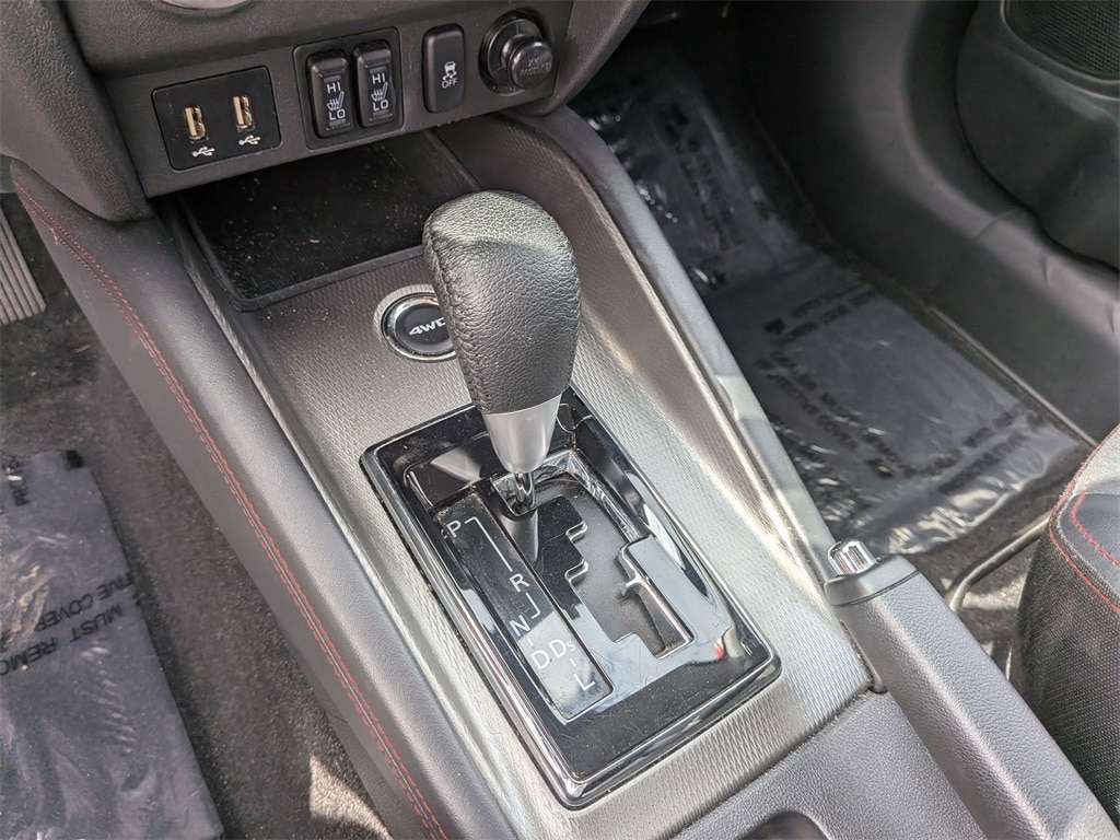 Thumbnail: 2024 Mitsubishi Outlander Sport - 20