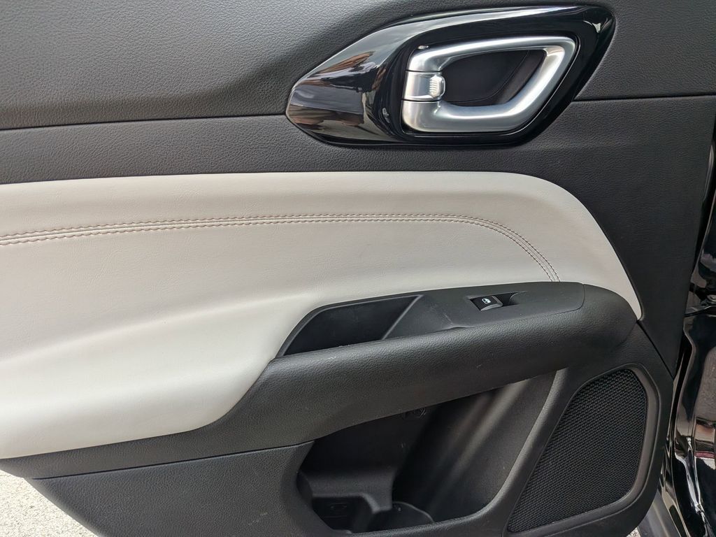 Thumbnail: 2025 Jeep Compass - 26