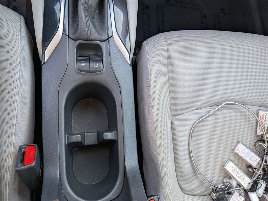 Thumbnail: 2023 Toyota Corolla Cross - 20