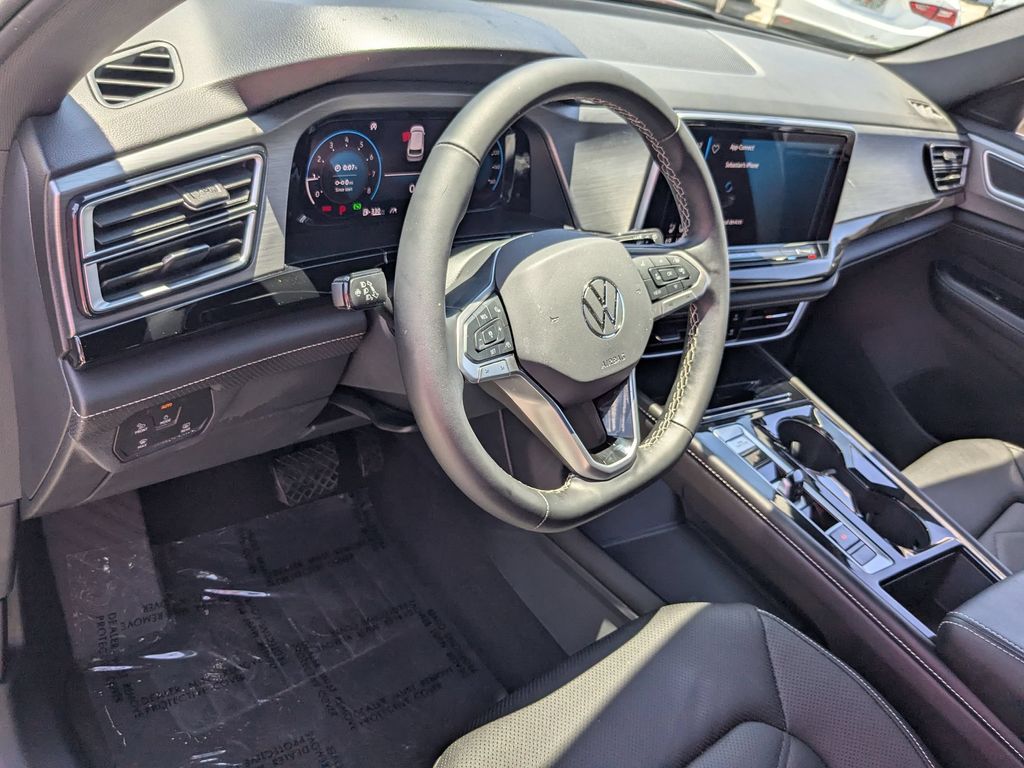 2025 Volkswagen Atlas Cross Sport SE w/Tech - Photo 15