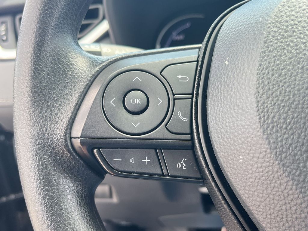 Thumbnail: 2025 Toyota RAV4 - 20