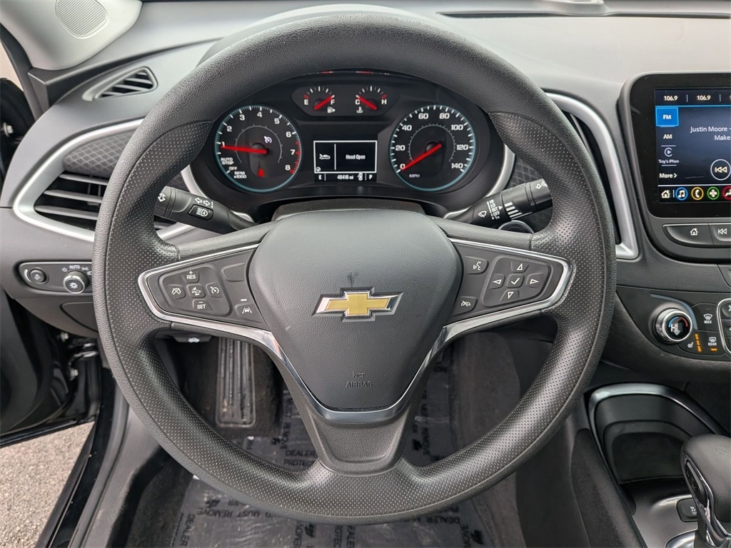 Thumbnail: 2024 Chevrolet Malibu - 23