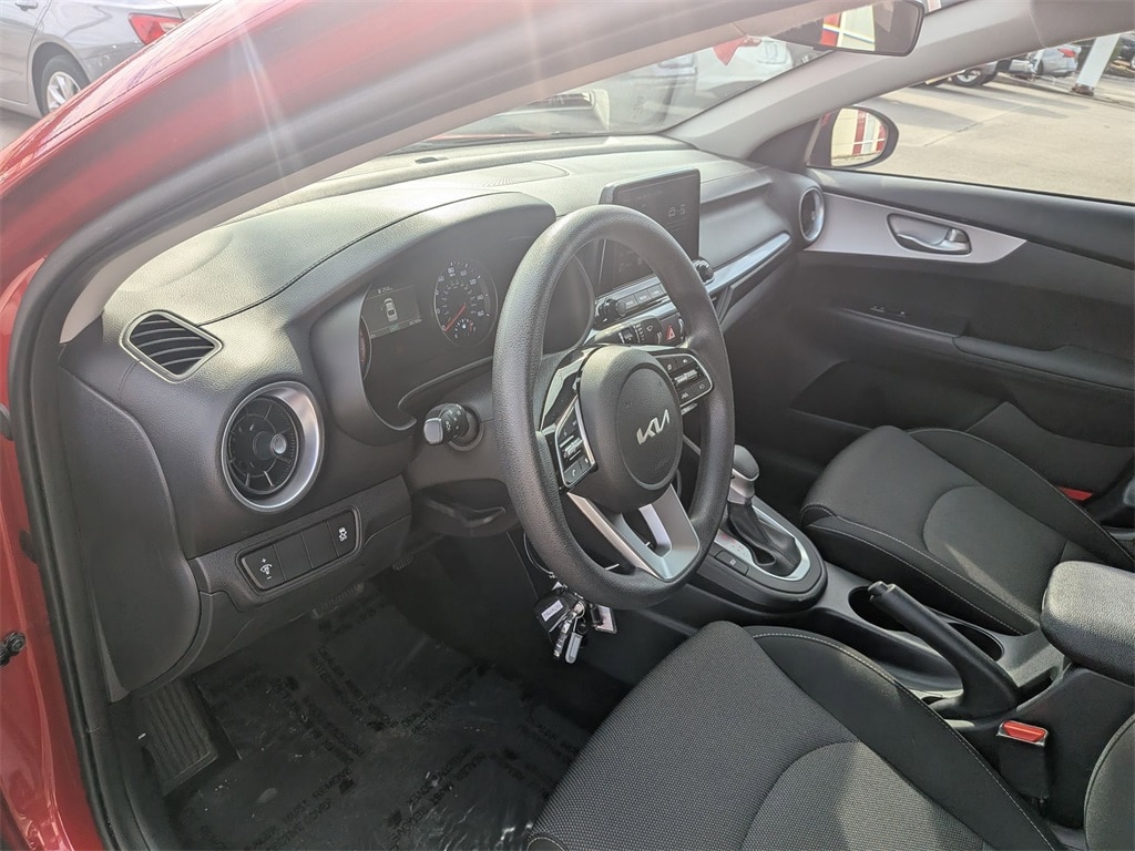 Thumbnail: 2024 Kia Forte - 15