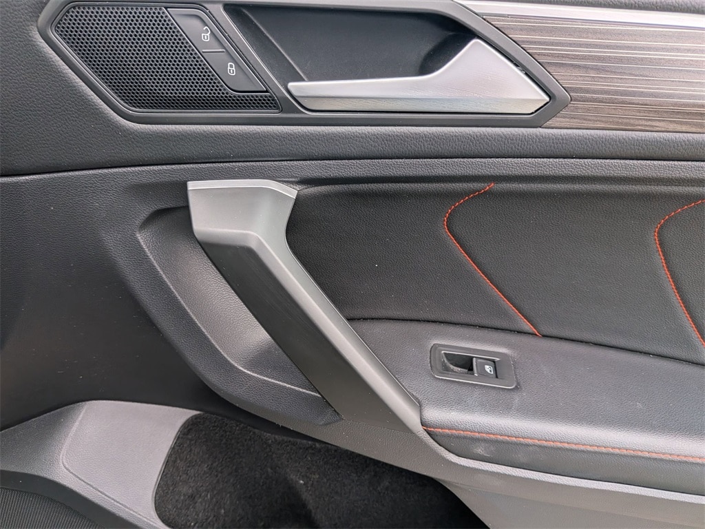 Thumbnail: 2024 Volkswagen Tiguan - 29