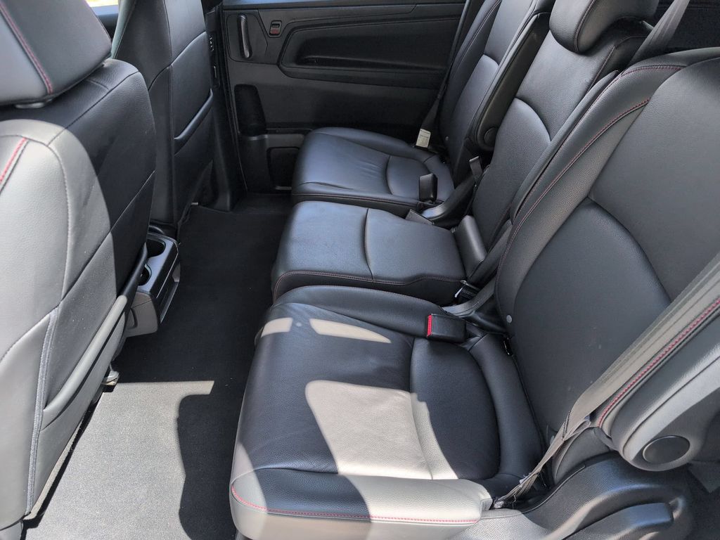 Thumbnail: 2025 Honda Odyssey - 27