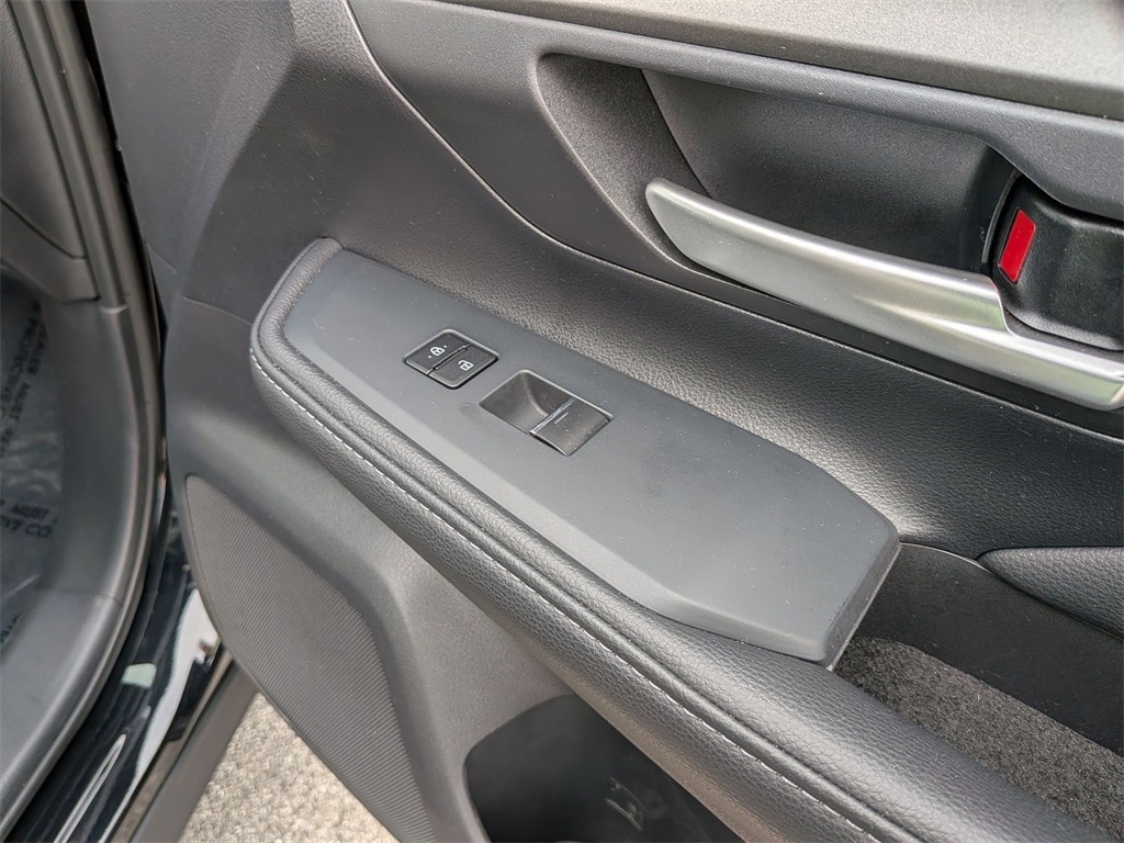 Thumbnail: 2025 Toyota Grand Highlander - 36