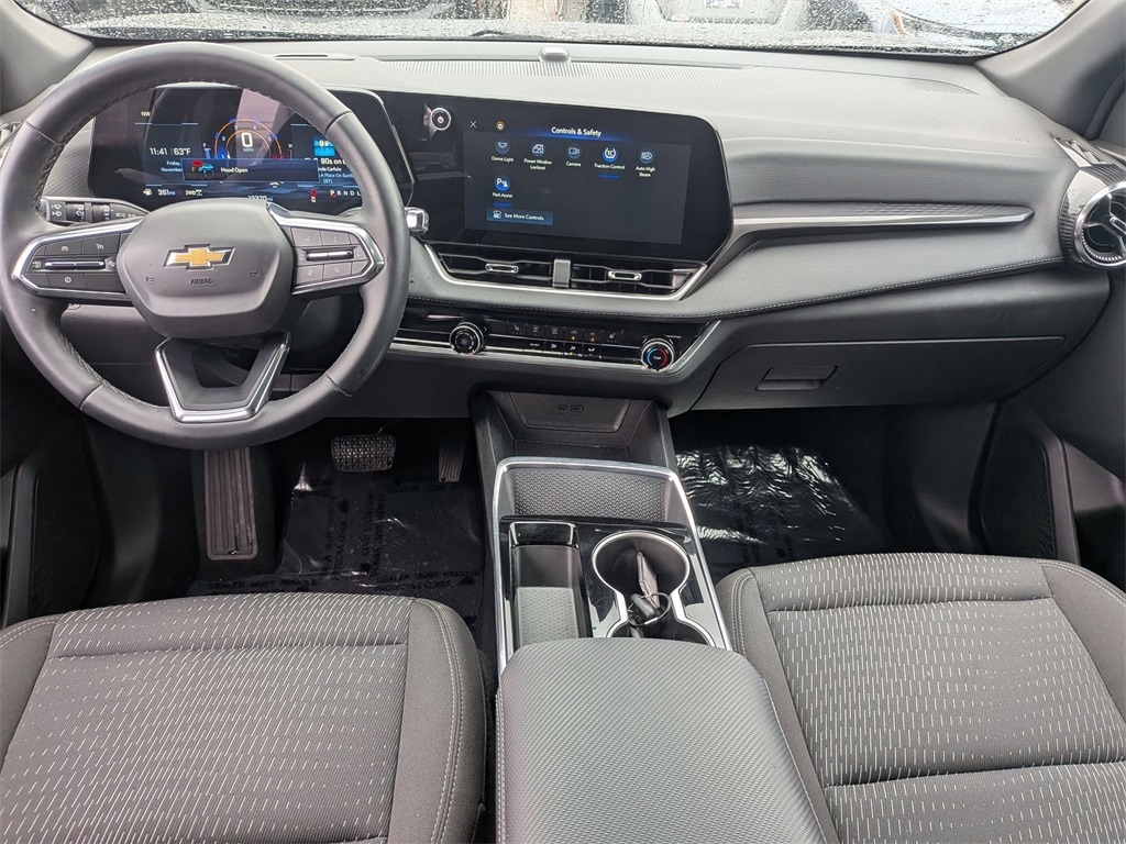 Thumbnail: 2025 Chevrolet Equinox - 21