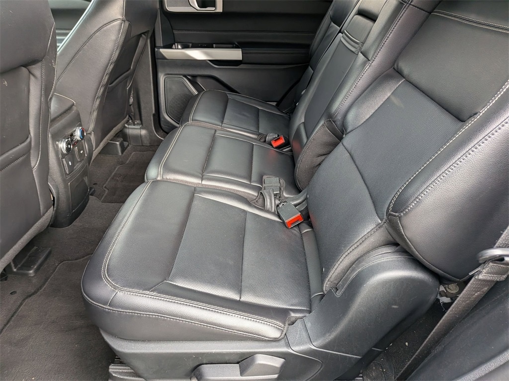 Thumbnail: 2023 Ford Explorer - 26