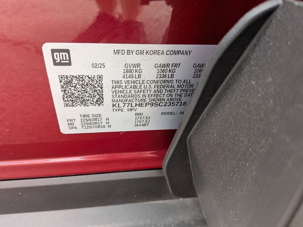 Thumbnail: 2025 Chevrolet Trax - 33