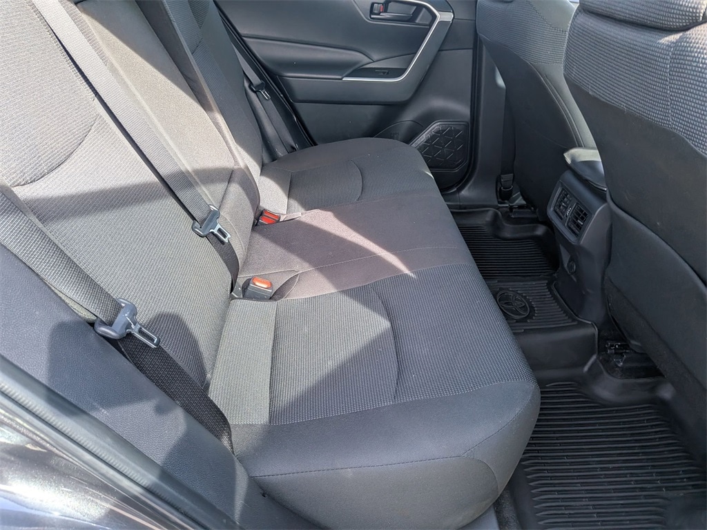 Thumbnail: 2025 Toyota RAV4 - 28