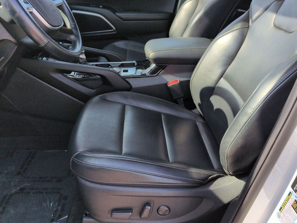 Thumbnail: 2025 Kia Telluride - 25