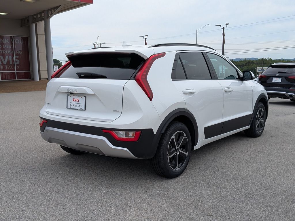 Thumbnail: 2025 Kia Niro - 6