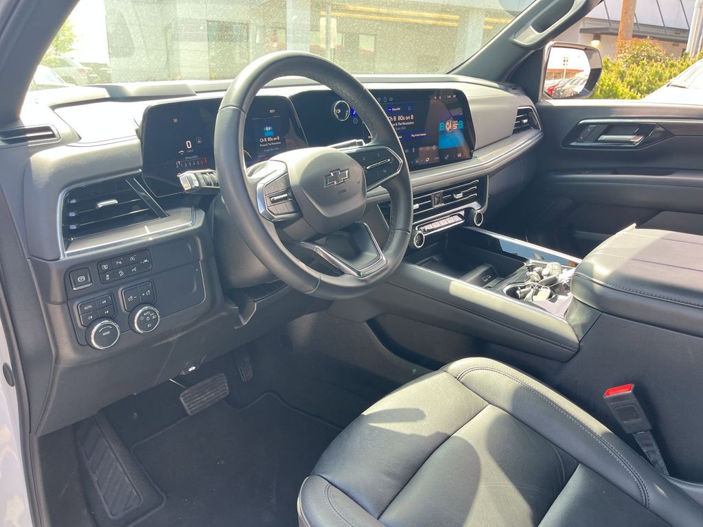 Thumbnail: 2025 Chevrolet Tahoe - 11