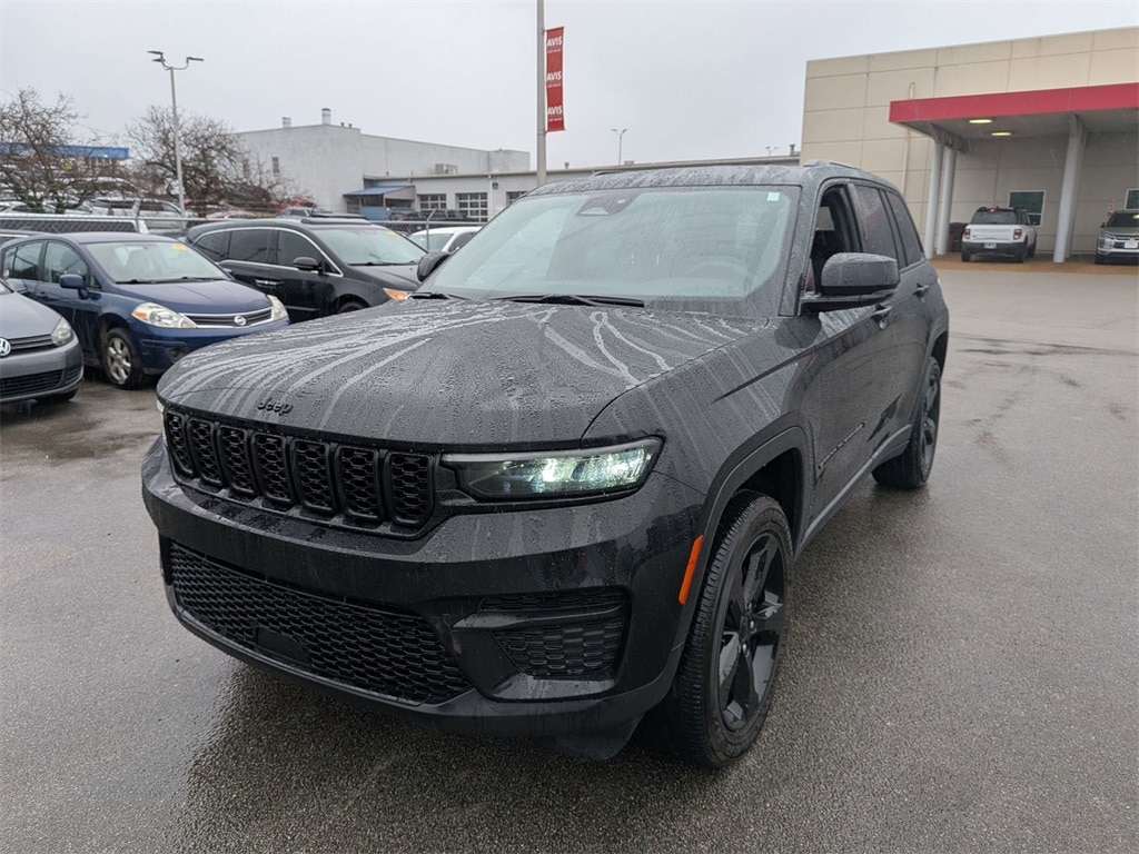 Certified 2024 Jeep Grand Cherokee Altitude SUV