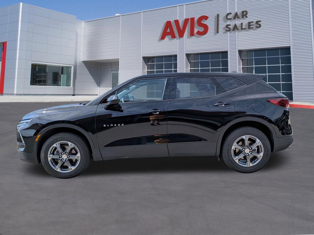 Thumbnail: 2025 Chevrolet Blazer - 10