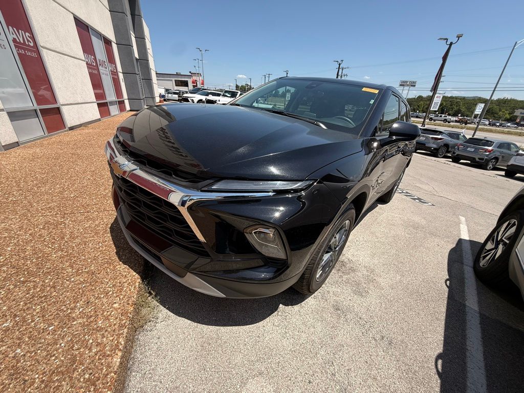 2025 Chevrolet Blazer 2.0T 2LT FWD's photo