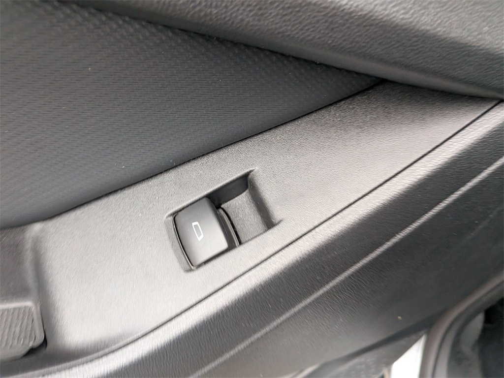 Thumbnail: 2025 Chevrolet Equinox - 24