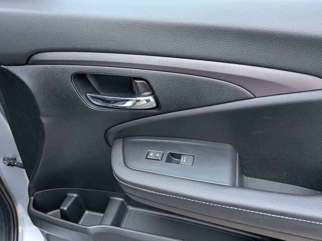 Thumbnail: 2025 Honda Ridgeline - 29