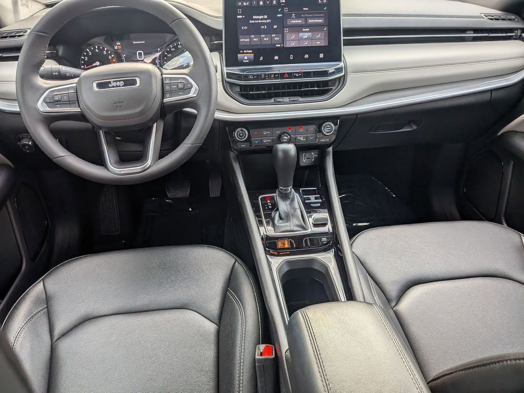 Thumbnail: 2025 Jeep Compass - 25