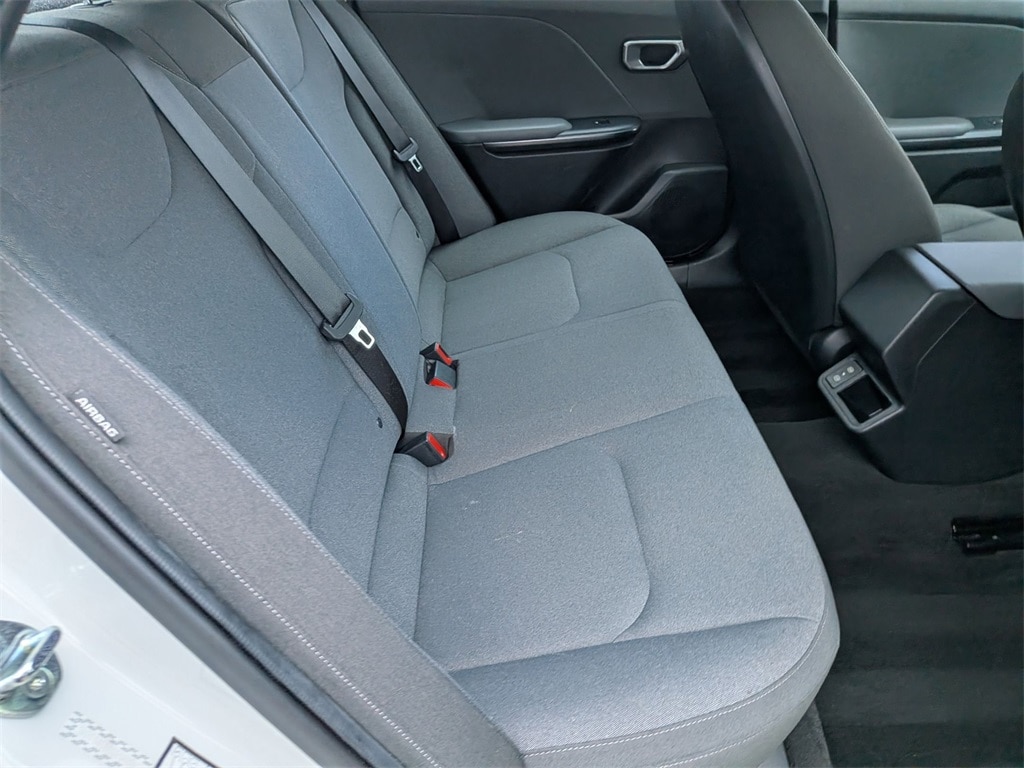 Thumbnail: 2025 Kia K4 - 28