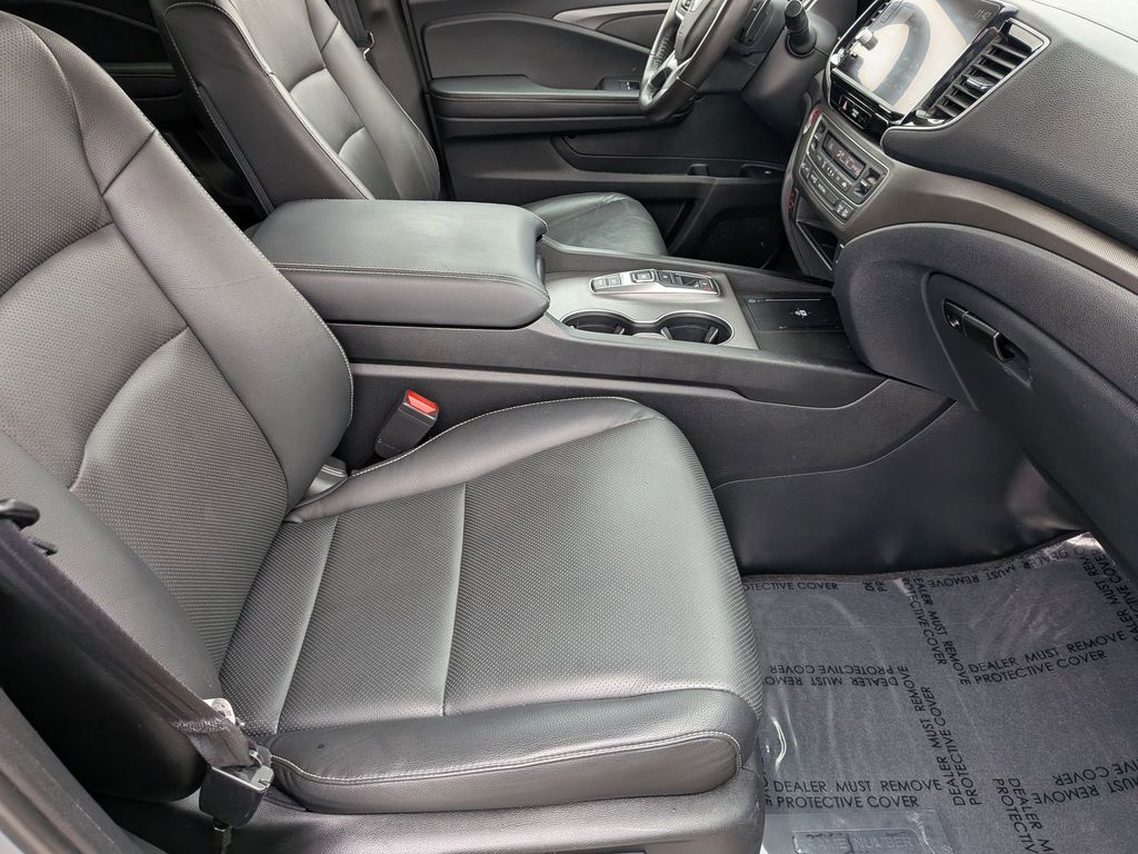 Thumbnail: 2025 Honda Ridgeline - 31