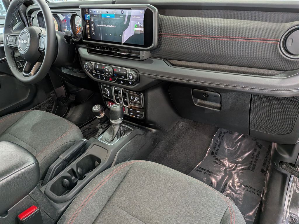 Thumbnail: 2025 Jeep Wrangler - 14