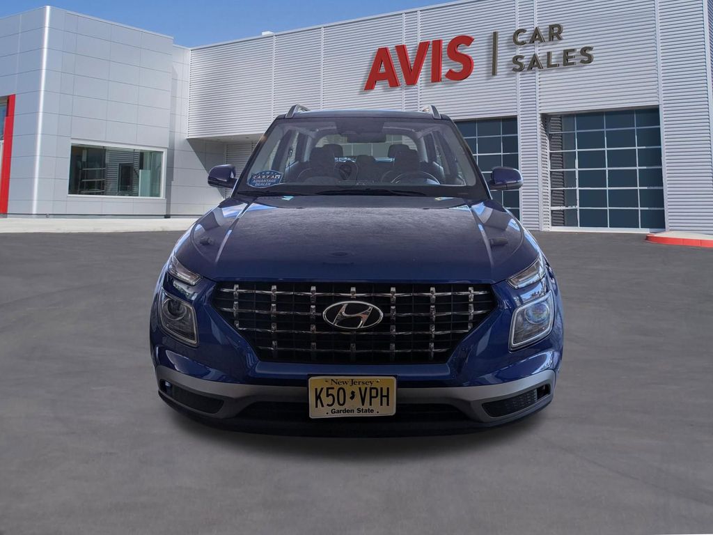 Thumbnail: 2025 Hyundai Venue - 2