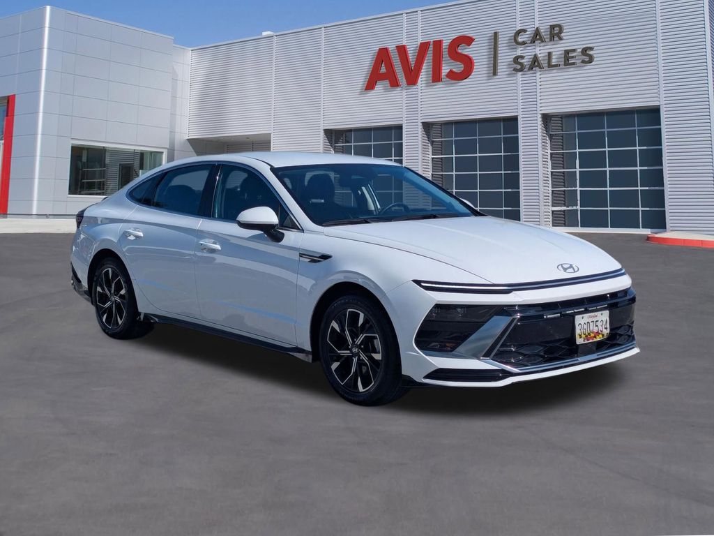 Thumbnail: 2025 Hyundai Sonata - 3