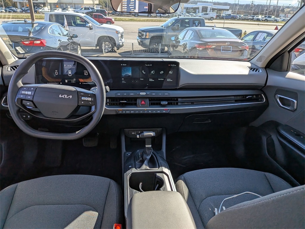 Thumbnail: 2025 Kia K4 - 23