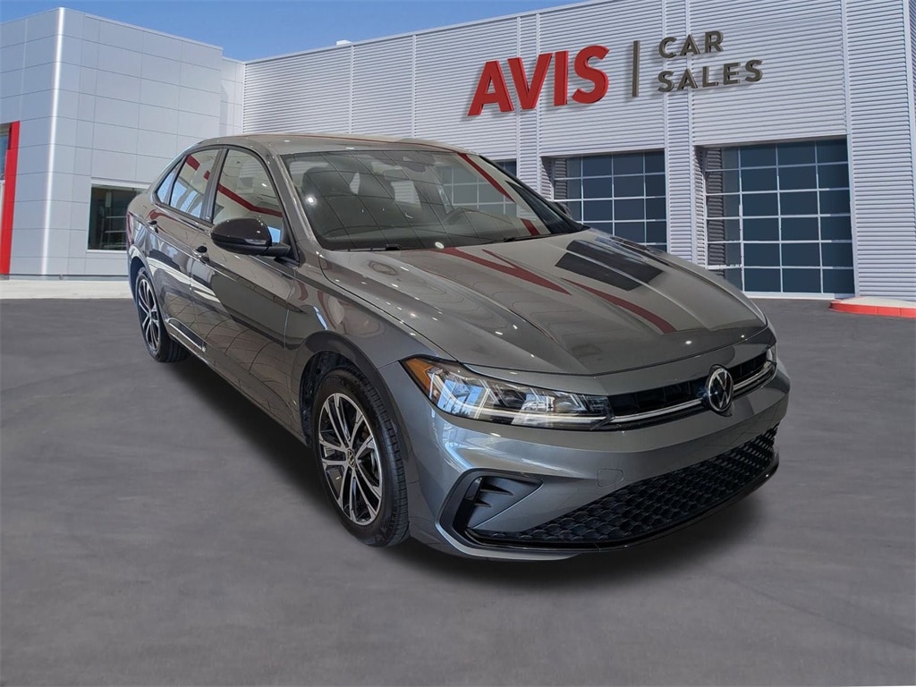 Thumbnail: 2025 Volkswagen Jetta - 3