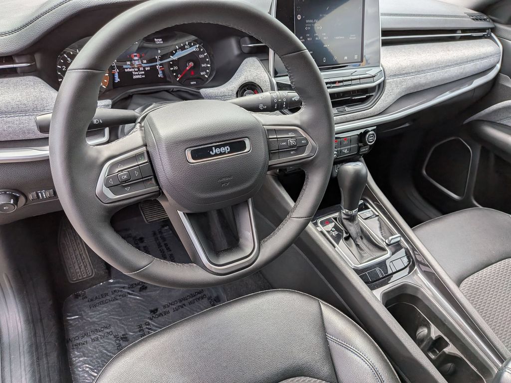 Thumbnail: 2025 Jeep Compass - 14