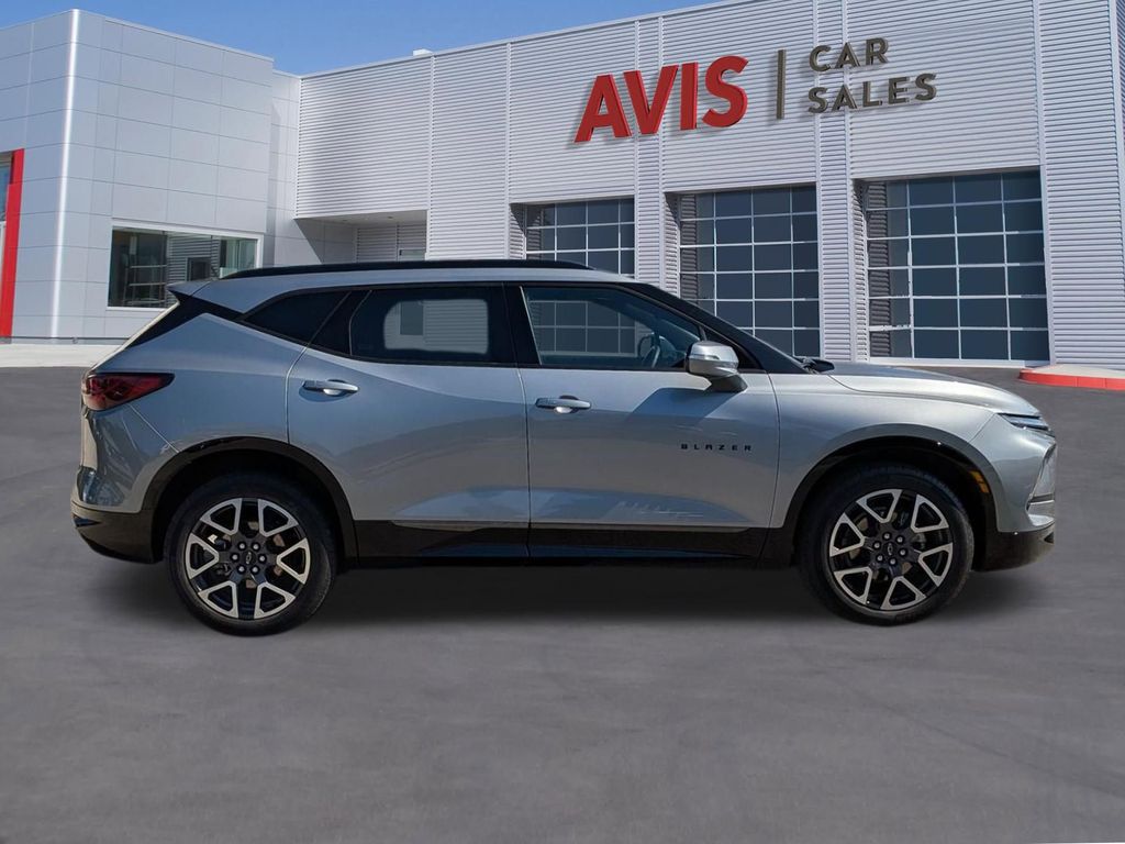 Thumbnail: 2025 Chevrolet Blazer - 5