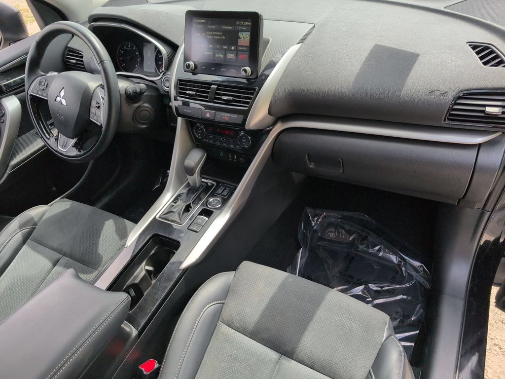 Thumbnail: 2025 Mitsubishi Eclipse Cross - 32
