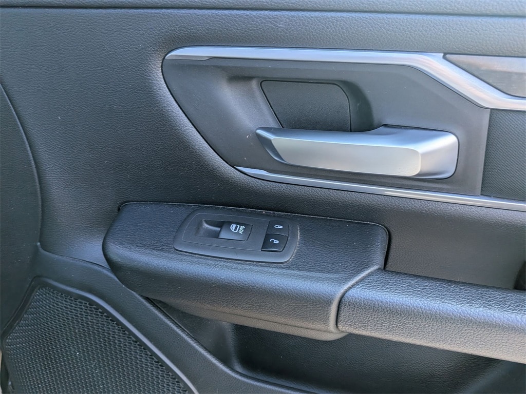 Thumbnail: 2023 RAM 1500 - 25