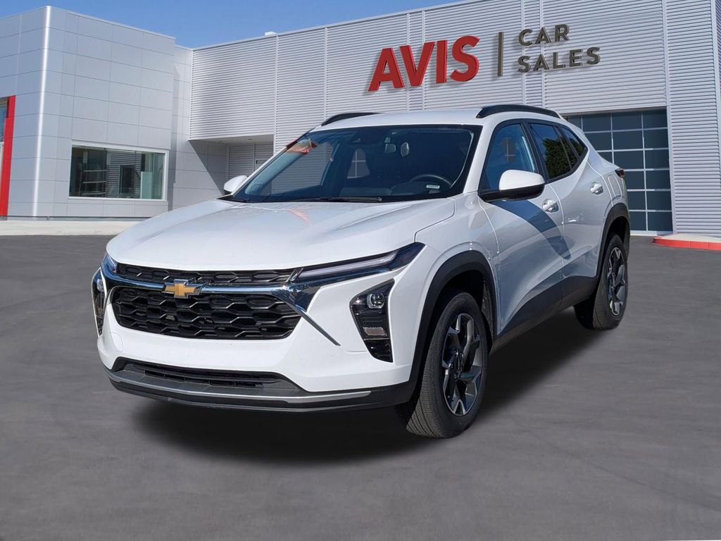 Thumbnail: 2025 Chevrolet Trax - 1