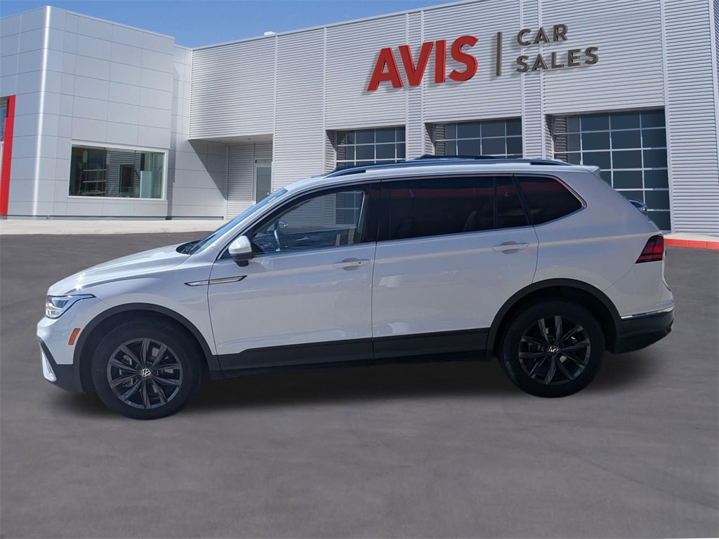 Thumbnail: 2024 Volkswagen Tiguan - 10