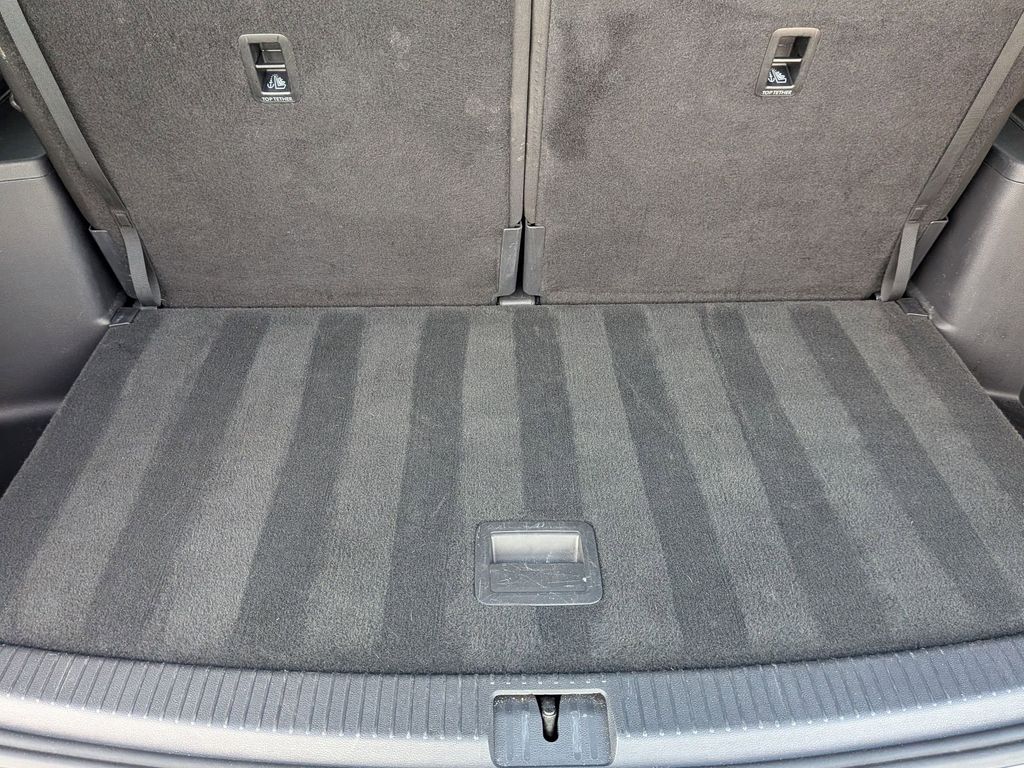 Thumbnail: 2025 Volkswagen Atlas - 25