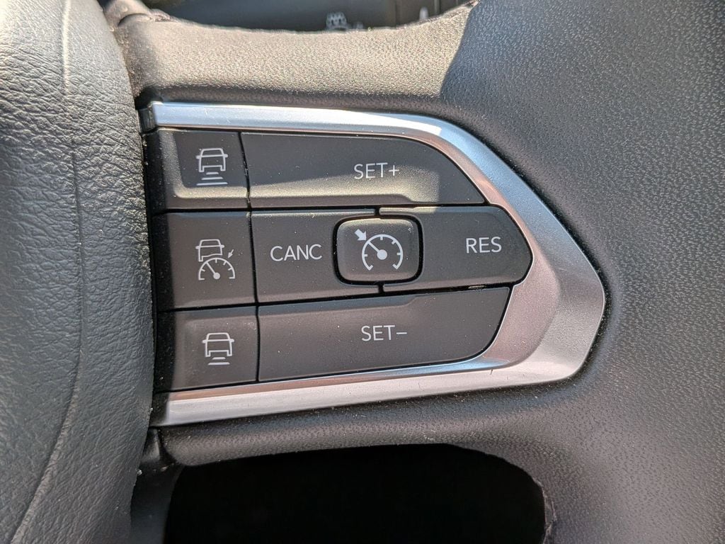 Thumbnail: 2025 Jeep Compass - 20