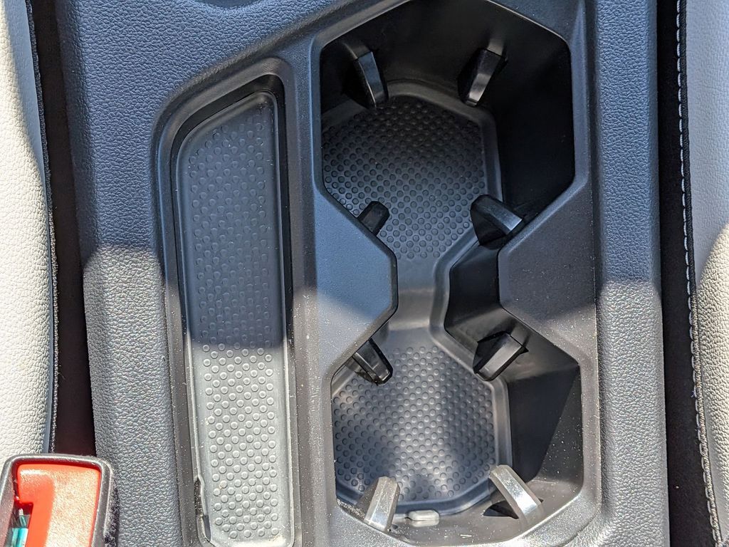 Thumbnail: 2025 Volkswagen Taos - 21