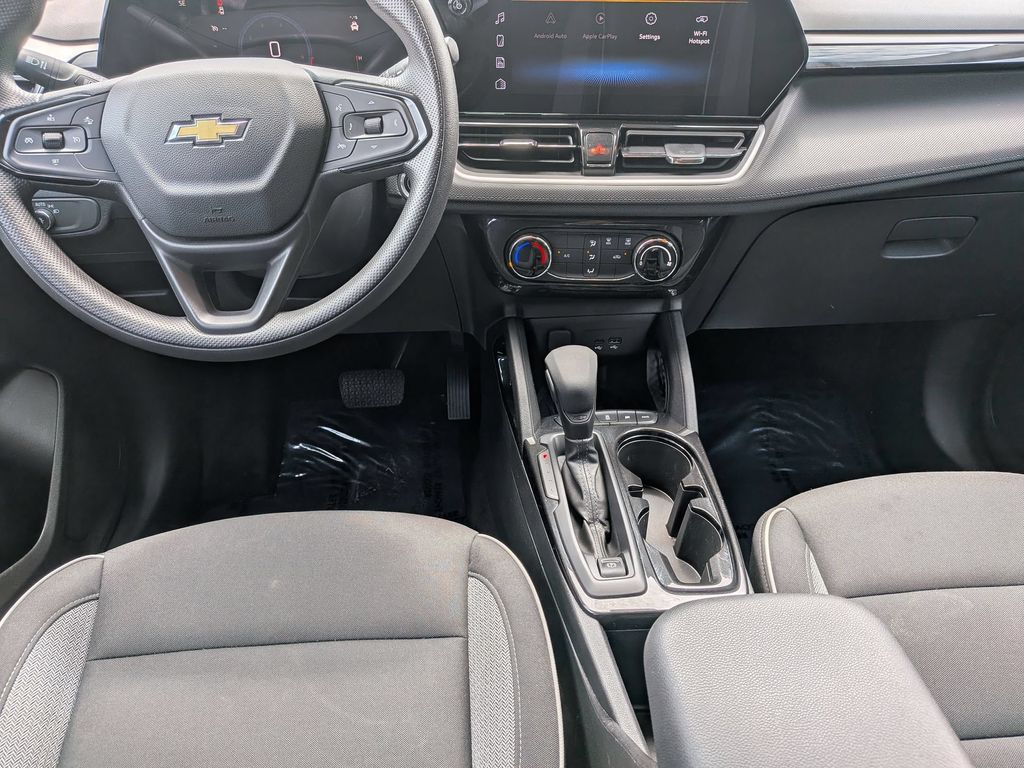 Thumbnail: 2025 Chevrolet TrailBlazer - 23