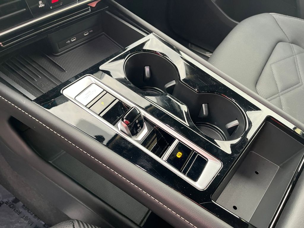 Thumbnail: 2025 Volkswagen Atlas - 23