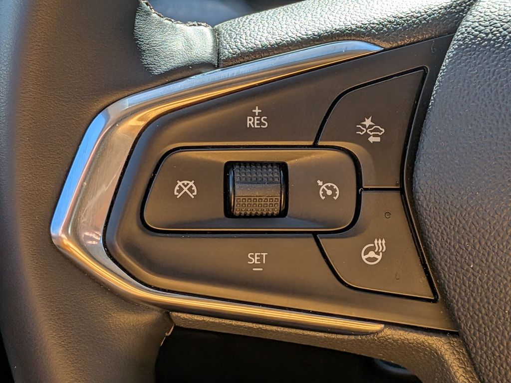 Thumbnail: 2025 Chevrolet Trax - 19