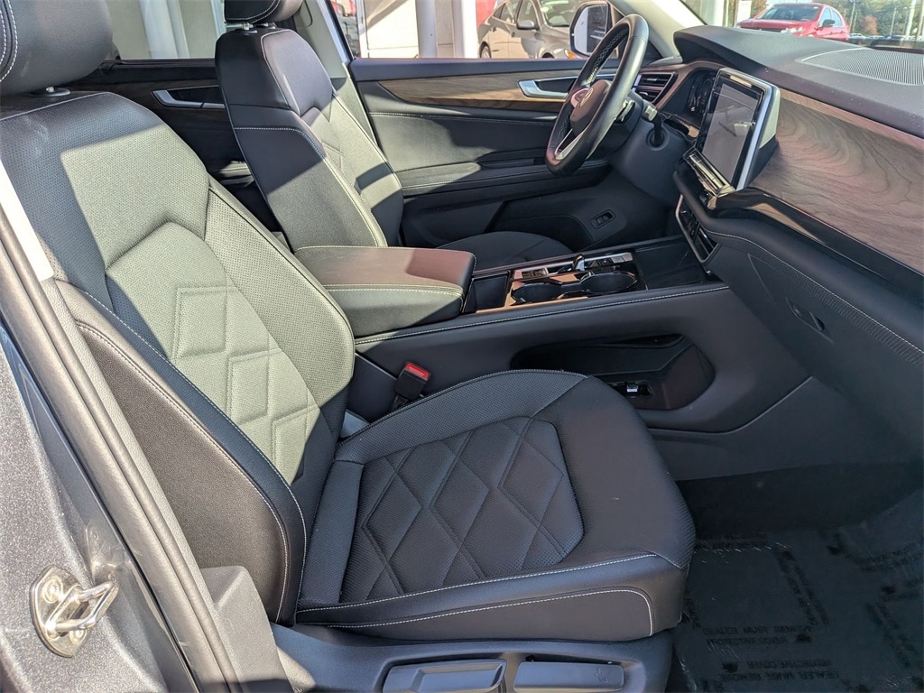 Thumbnail: 2025 Volkswagen Atlas - 34